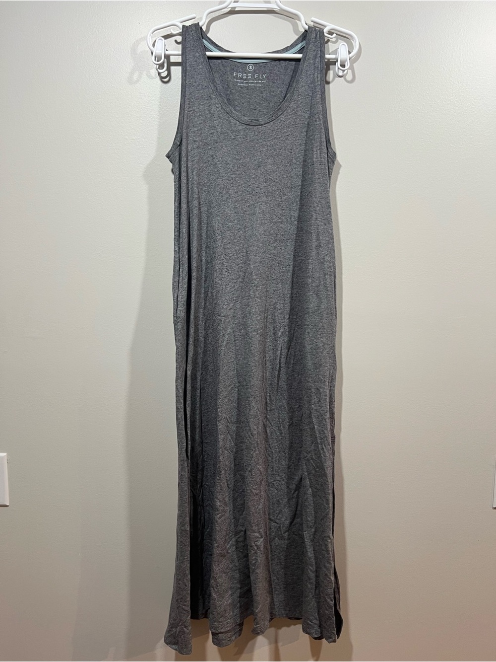 Free Fly Women’s Gray Scoop-Neck Maxi Dress Size Small